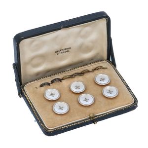 Edwardian 9ct Gold Cased Set of Mother of Pearl Waistcoat Buttons