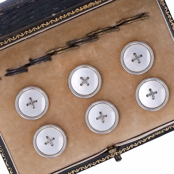 Edwardian 9ct Gold Cased Set of Mother of Pearl Waistcoat Buttons