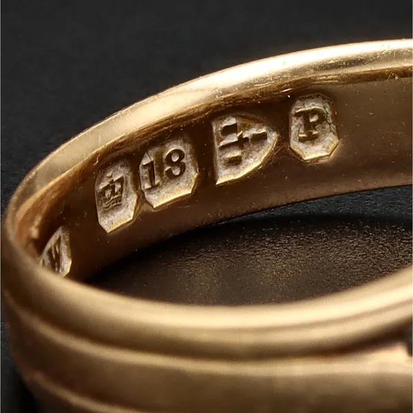 18ct Yellow Gold Keepers Ring