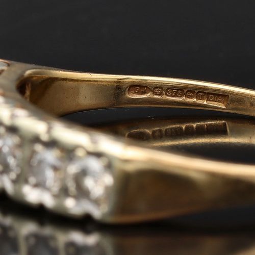Large Gold 0.5ct Diamond Ring. Birm 1993 image-5