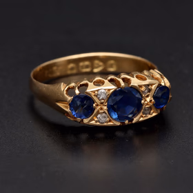 18ct Gold Sapphire and Diamond Ring