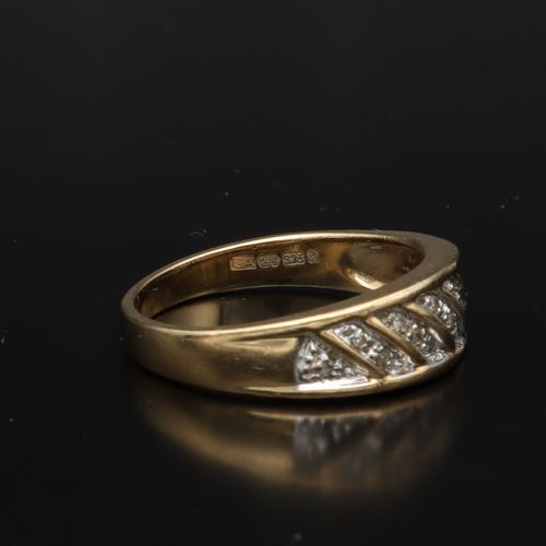 9ct Gold and Diamond Ring image-4
