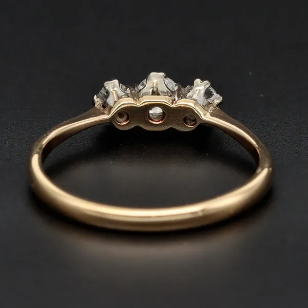 18ct Yellow Gold 3-Stone Diamond Ring