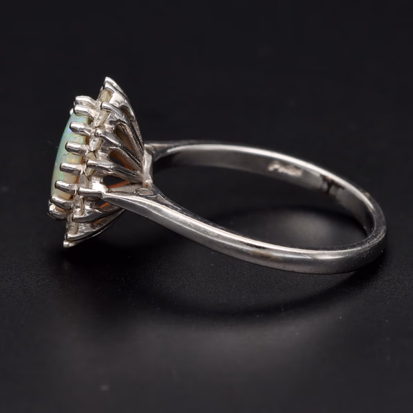 18ct Gold Opal and Diamond Ring
