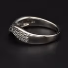 18ct White Gold and Diamond Twist Ring