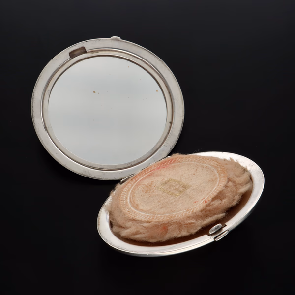 Vintage Sterling Silver Sweetheart Compact