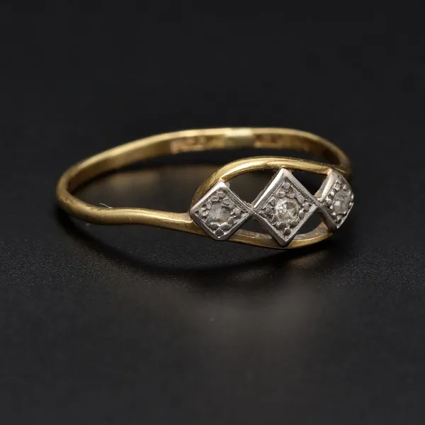 Antique 18ct Gold Platinum Diamond Ring