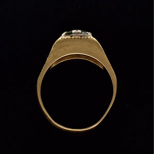 18ct Yellow Gold Emerald & Diamond Ring
