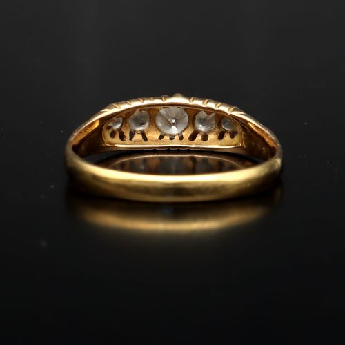 Edwardian 18ct Yellow Gold Diamond Five Stone Ring image-5