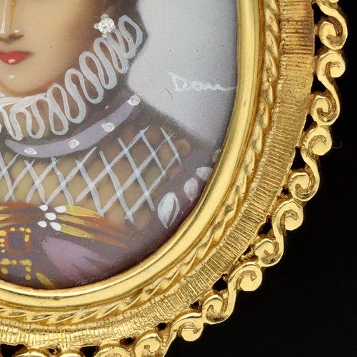 18ct Gold Hand Painted Portrait Pendant or Brooch image-3
