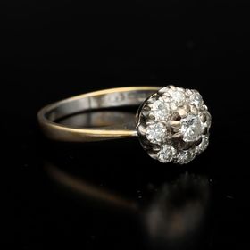 18ct Gold Diamond Cluster Ring