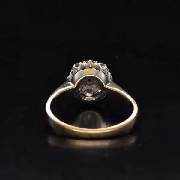 18ct Gold Diamond Cluster Ring