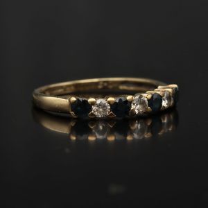 Vintage 9ct Gold Sapphire and Diamond Ring