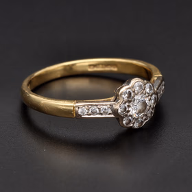 18ct Yellow Gold Diamond Daisy Cluster Ring