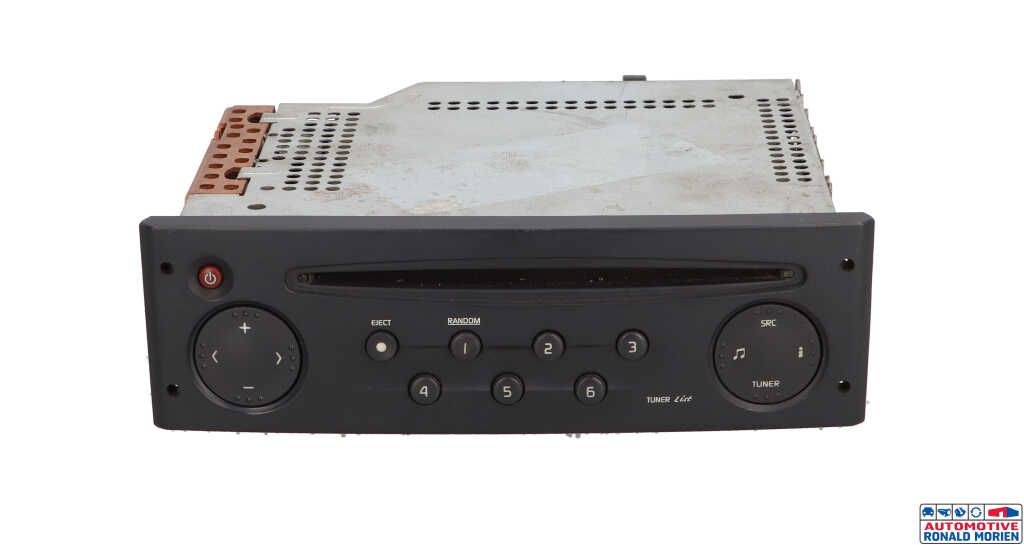 Used Radio CD player Renault Clio II (BB/CB) 1.6 16V Price € 50,00 Margin scheme offered by Automaterialen Ronald Morien B.V.