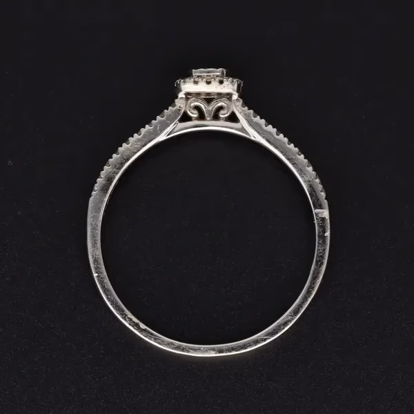 Gold Diamond Ring