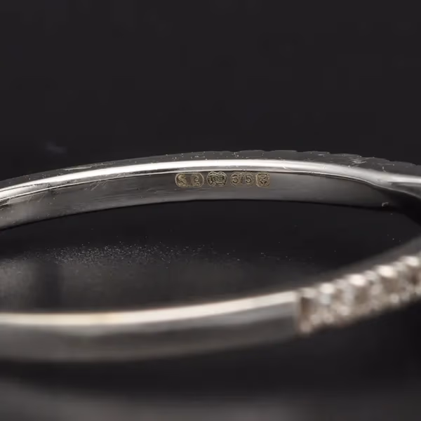 Gold Diamond Ring