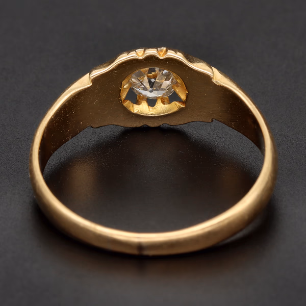Antique 18ct Gold Diamond Ring