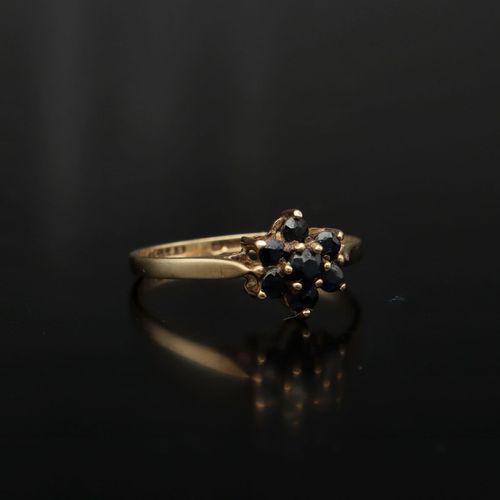 Vintage 9ct Gold Sapphire Ring image-1