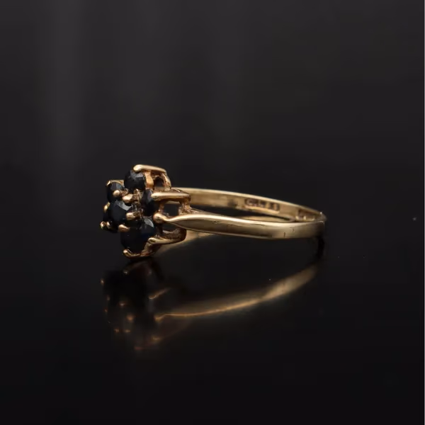Vintage 9ct Gold Sapphire Ring