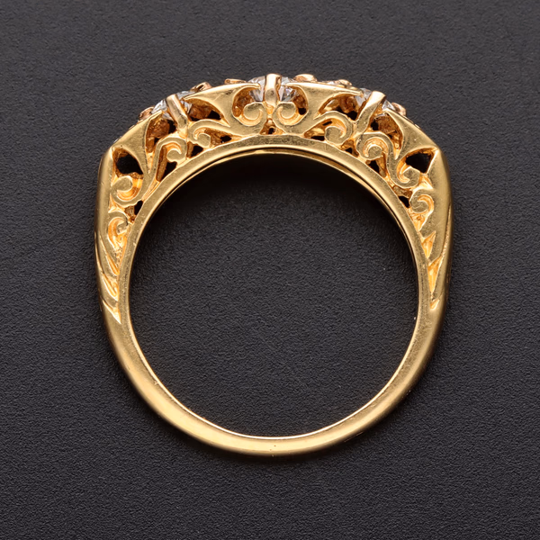 18ct Yellow Gold Victorian Style Diamond Cluster Ring