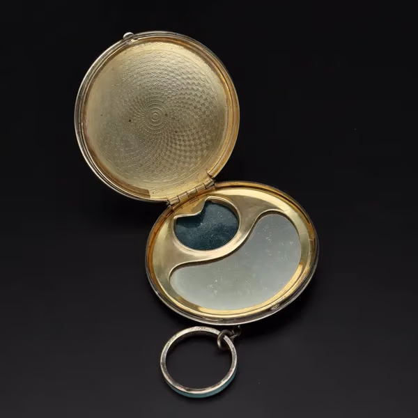 Silver Enamelled Chain Compact