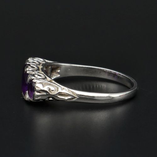 18ct Gold Amethyst and Diamond Ring image-3