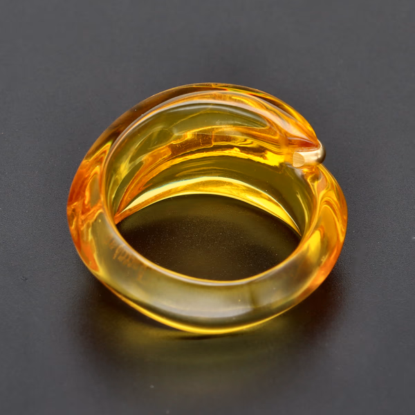 Baccarat Coquillage Amber Ring