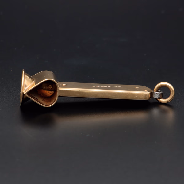 9ct Gold Cigar Cutter