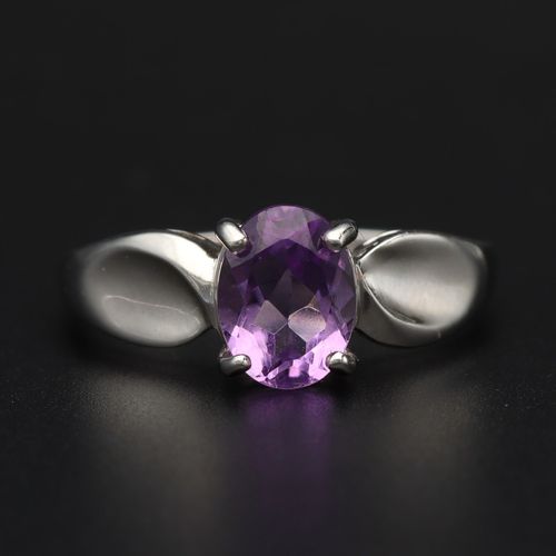 Gold Amethyst Ring image-2