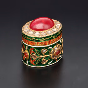 Jaipur Enamelled 22ct Yellow Gold Snuff Box