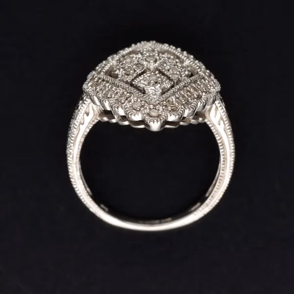 Gold Diamond dress Ring