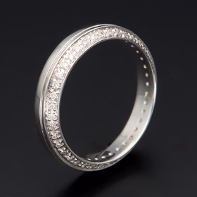 Unusual 18ct Gold Full Eternity Diamond Ring