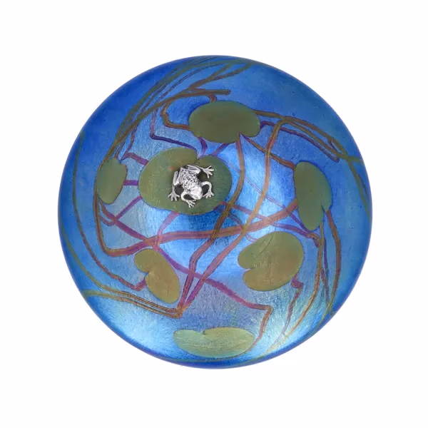 John Ditchfield Glasform Paperweight