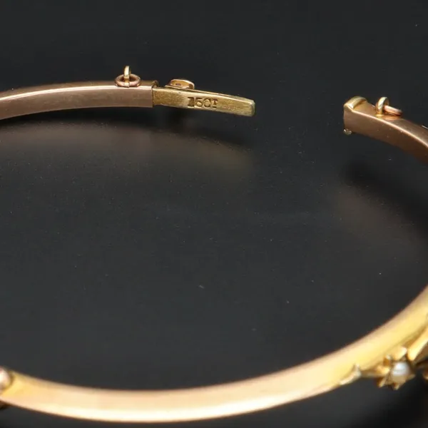 15ct Gold Edwardian Seed Pearl Bangle