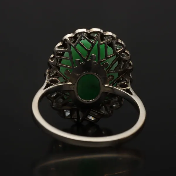 Art Deco 18ct Gold Jade and Diamond Ring