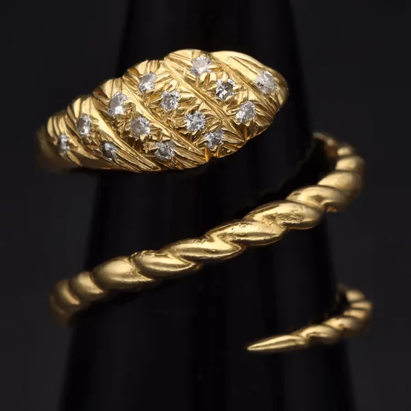 Very Rare Diamond Snake Ring