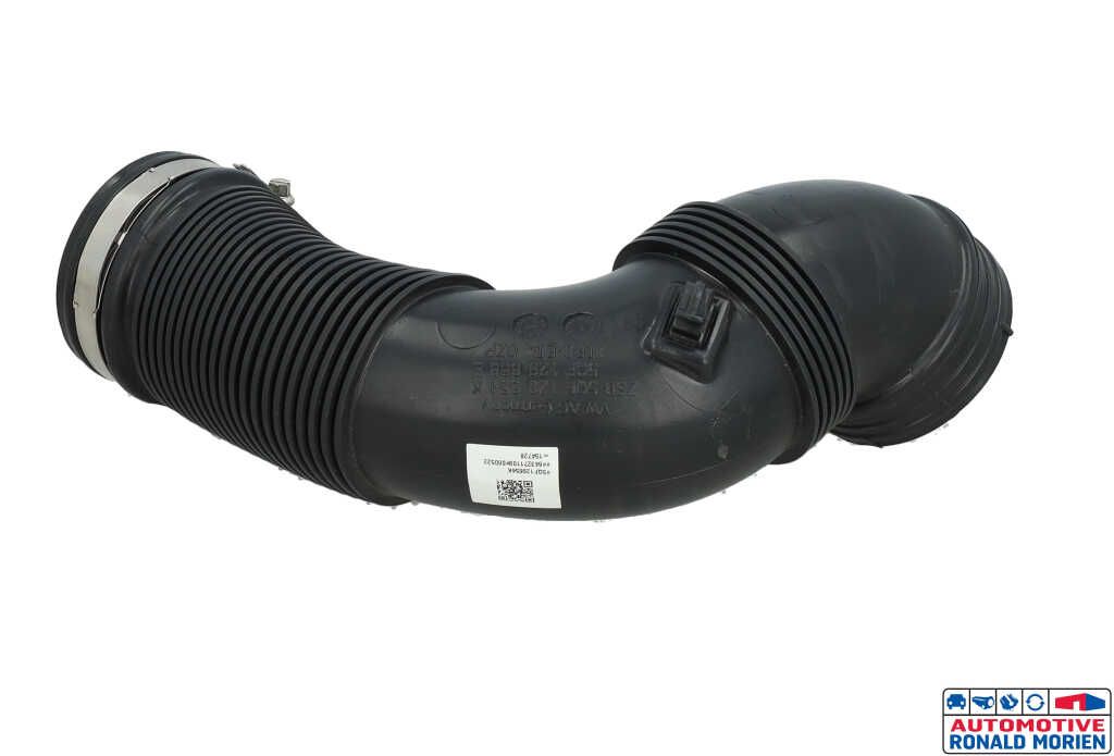 Used Air intake hose Audi Q3 (F3B) Price € 48,99 Inclusive VAT offered by Automaterialen Ronald Morien B.V.