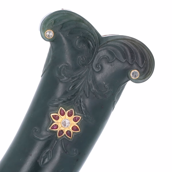 Indian Spinach Jade Dagger Handle