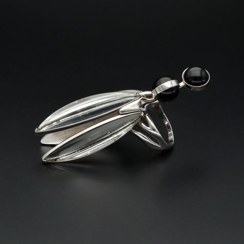 Lalique Large Dragonfly Silver Ring image-1