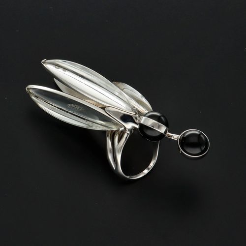 Lalique Large Dragonfly Silver Ring image-2