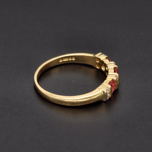 18ct Yellow Gold 0.40ct Diamond & 0.30ct Ruby Ring