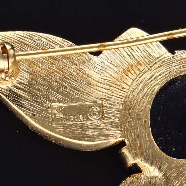 Rare Crown Trifari Jelly Belly Bird Brooch