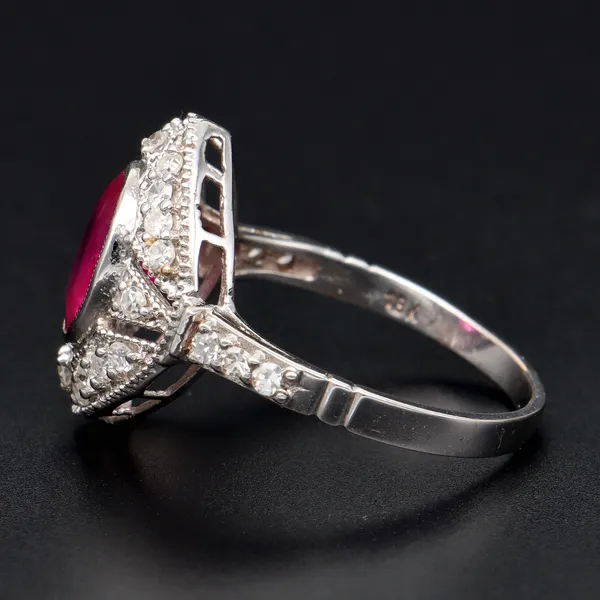 Art Deco 1930's 18ct White Gold Burmese Ruby & Diamond Ring