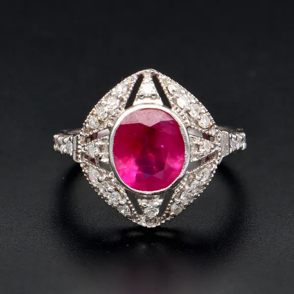 Art Deco 1930's 18ct White Gold Burmese Ruby & Diamond Ring