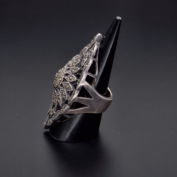 Vintage Silver Marcasite Ring