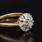 18ct Gold Nine Stone Diamond Cluster Ring