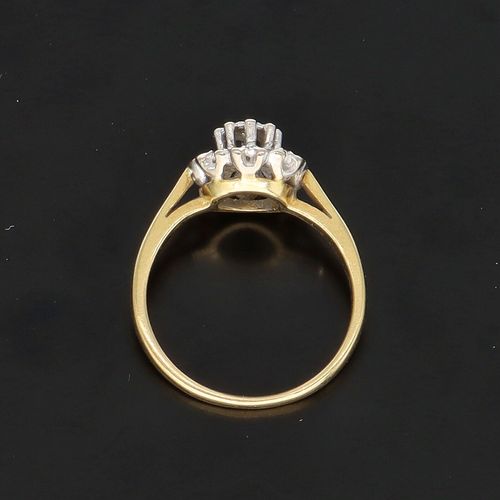 18ct Gold Nine Stone Diamond Cluster Ring image-6