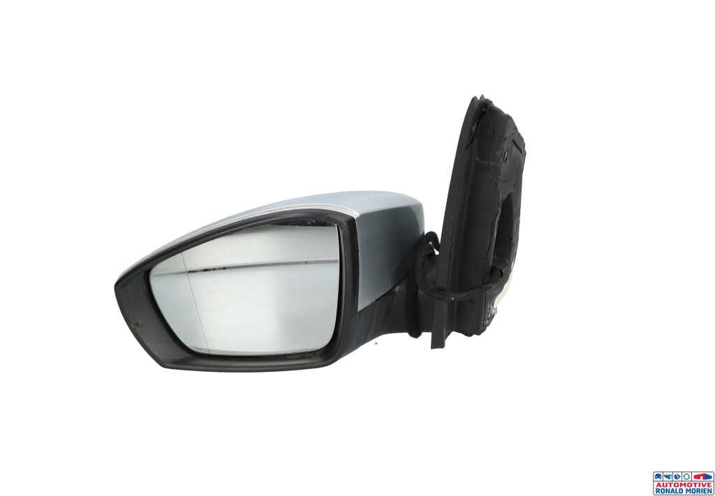 Used Wing mirror, left Volkswagen Polo V (6R) 1.2 TDI 12V BlueMotion Price € 65,00 Margin scheme offered by Automaterialen Ronald Morien B.V.