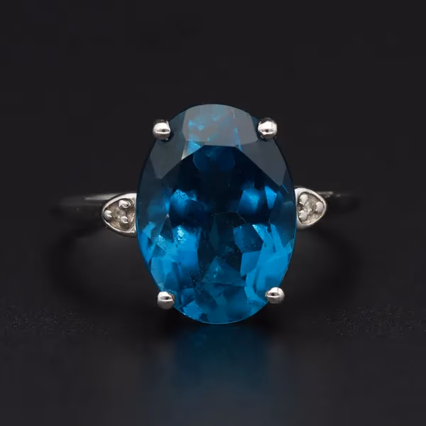 Gold 7.6ct Blue Topaz Diamond Ring